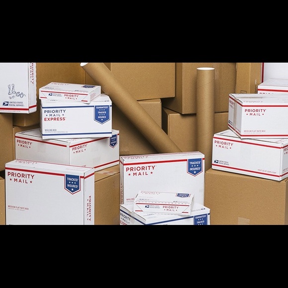 Meet your Posher, Linda - Picture 2 of 2